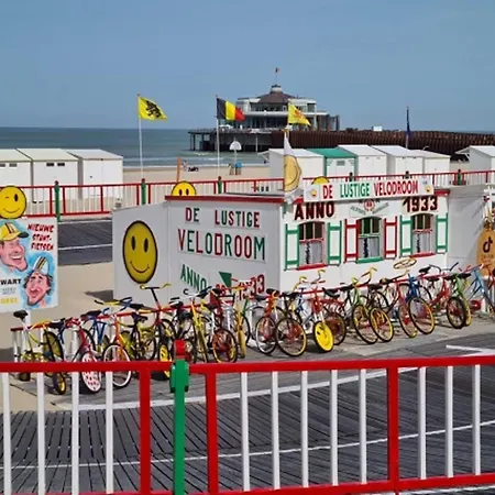 アパート In With Sea View